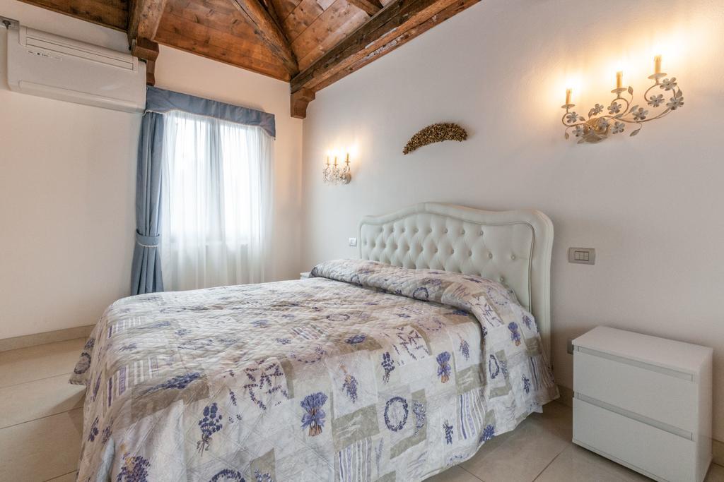 Palazzo Della Torre Apartment Venice Luaran gambar
