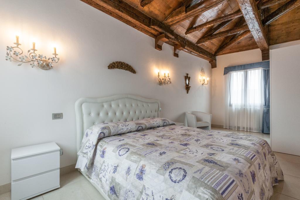 Palazzo Della Torre Apartment Venice Luaran gambar