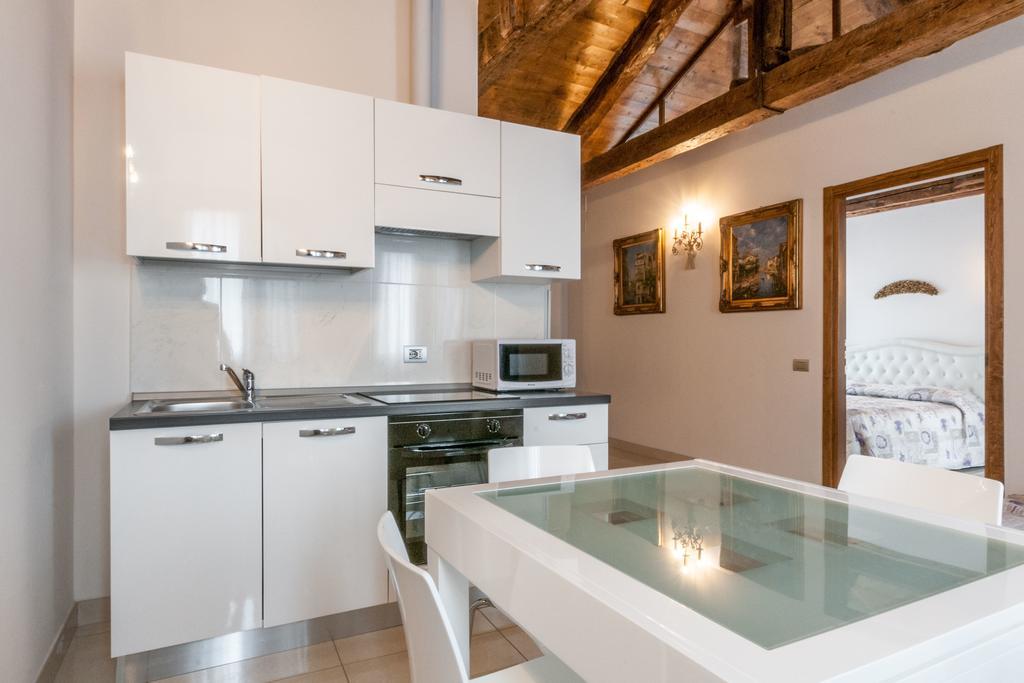 Palazzo Della Torre Apartment Venice Luaran gambar